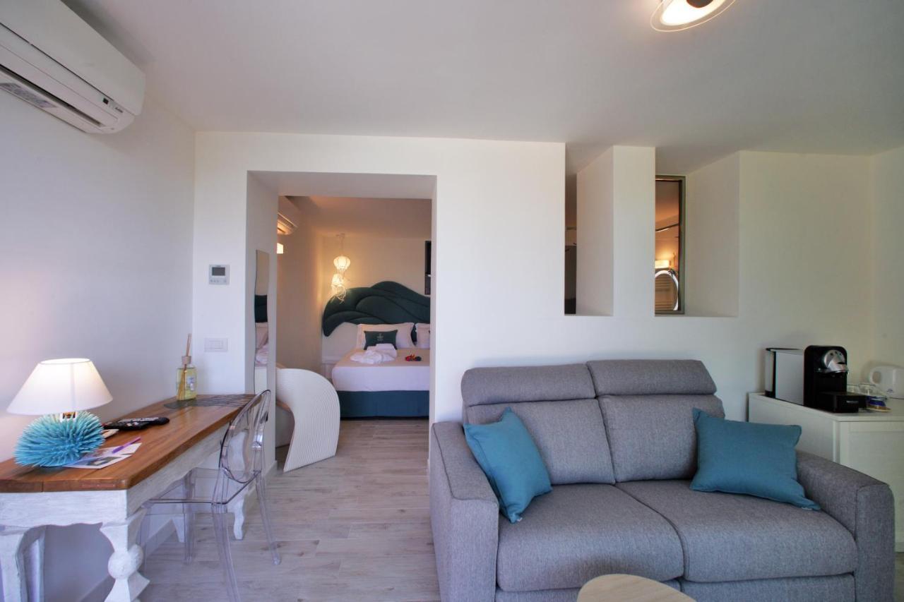 Geco Di Giada Art Suites - Adult Only 罗通多港 外观 照片